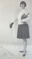 1920s, photo of Nydia dedicated to her fencing master Felix Gravé
